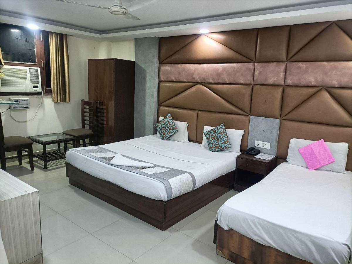King Delhi Airport Hotel New Delhi Exterior photo